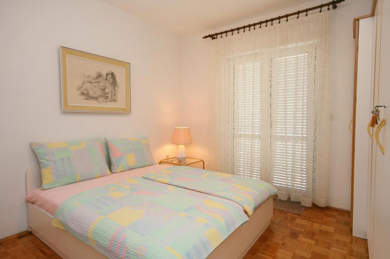 Apartments With A Parking Space Novi Vinodolski - 5529 Εξωτερικό φωτογραφία